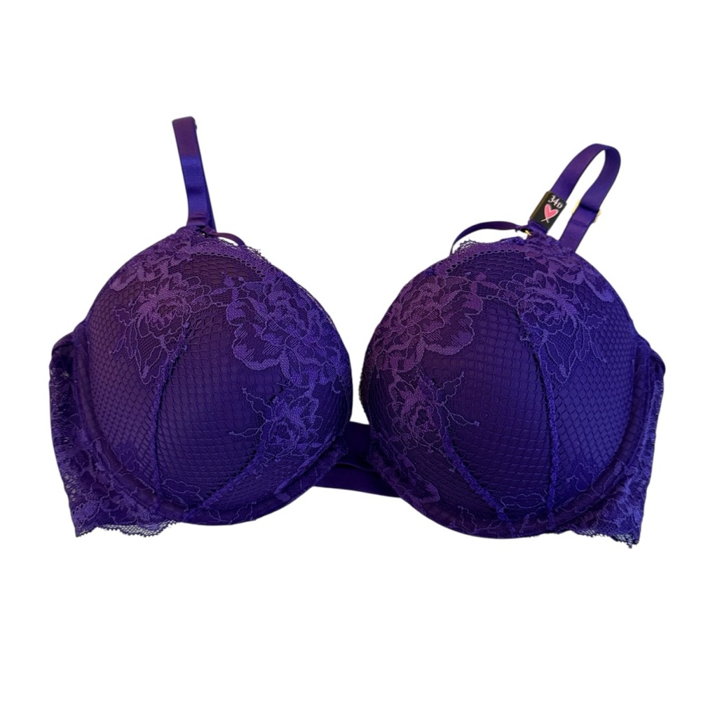 NWT Victoria’s Secret Very Sexy Push Up Bra 34D